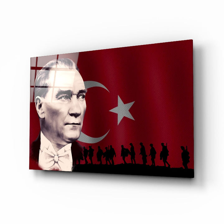 Atatürk ve Türk Bayrağı Cam Tablo