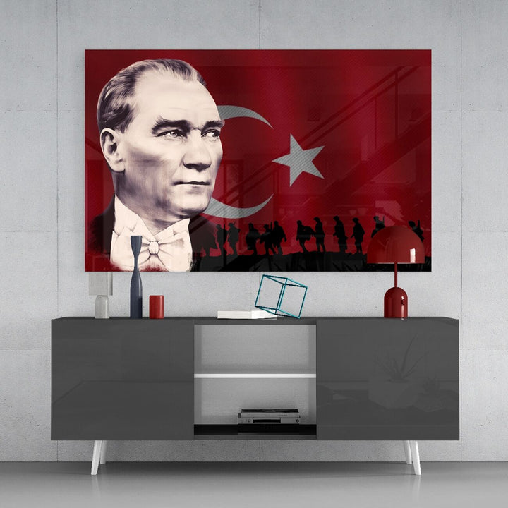 Atatürk ve Türk Bayrağı Cam Tablo